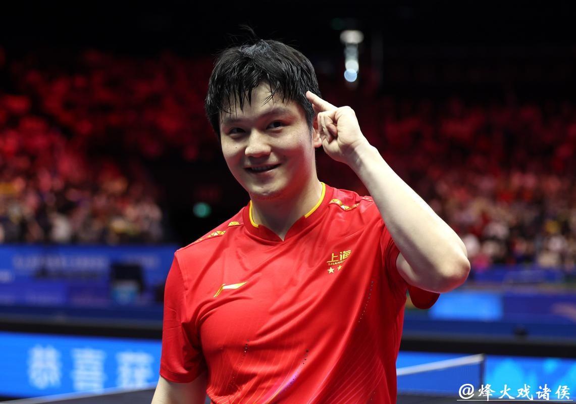 上海市民乒乓球热持续升温,奥运冠军樊振东有望助力“沪超” 上海市民乒乓球热持续升温,奥运冠军樊振东有望助力“沪超”